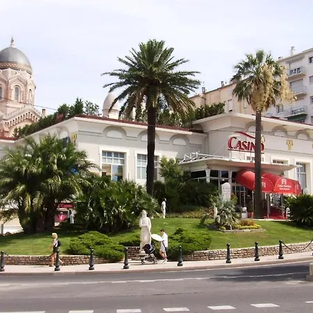 Daire Plage, 30 Metres De La Plage, A Pieds !